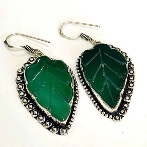 Onyx earrings, green onyx, 925 silver, carved green leaf earrings